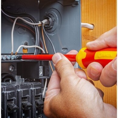 Atsuktuvų rinkinys elektrikui (7vnt), (SATA) 10 Atsuktuvų rinkinys elektrikui (7vnt), (SATA) 10