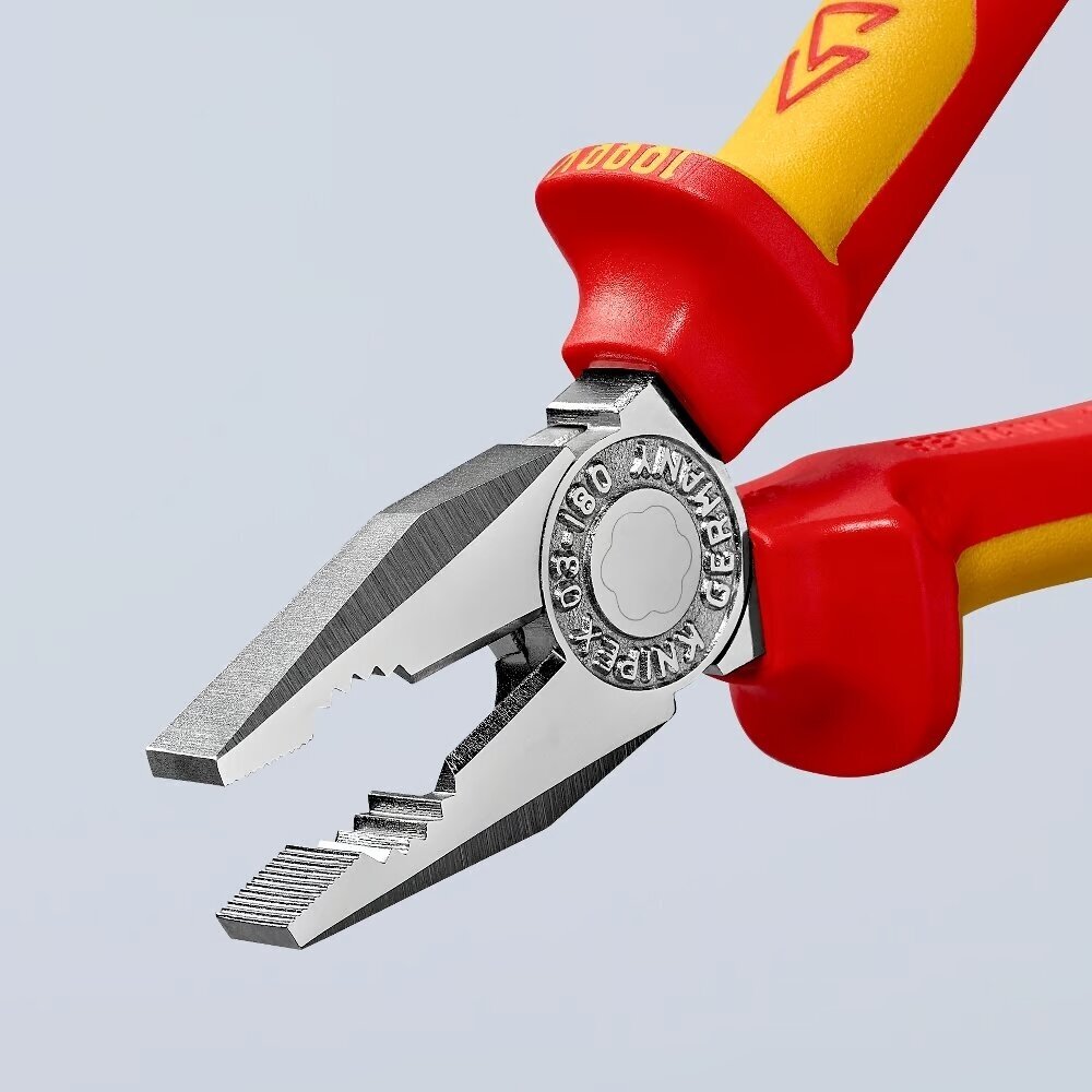 Kombinuotos replės elektrikui 180mm (1000V) KNIPEX 8 Kombinuotos replės elektrikui 180mm (1000V) KNIPEX 8