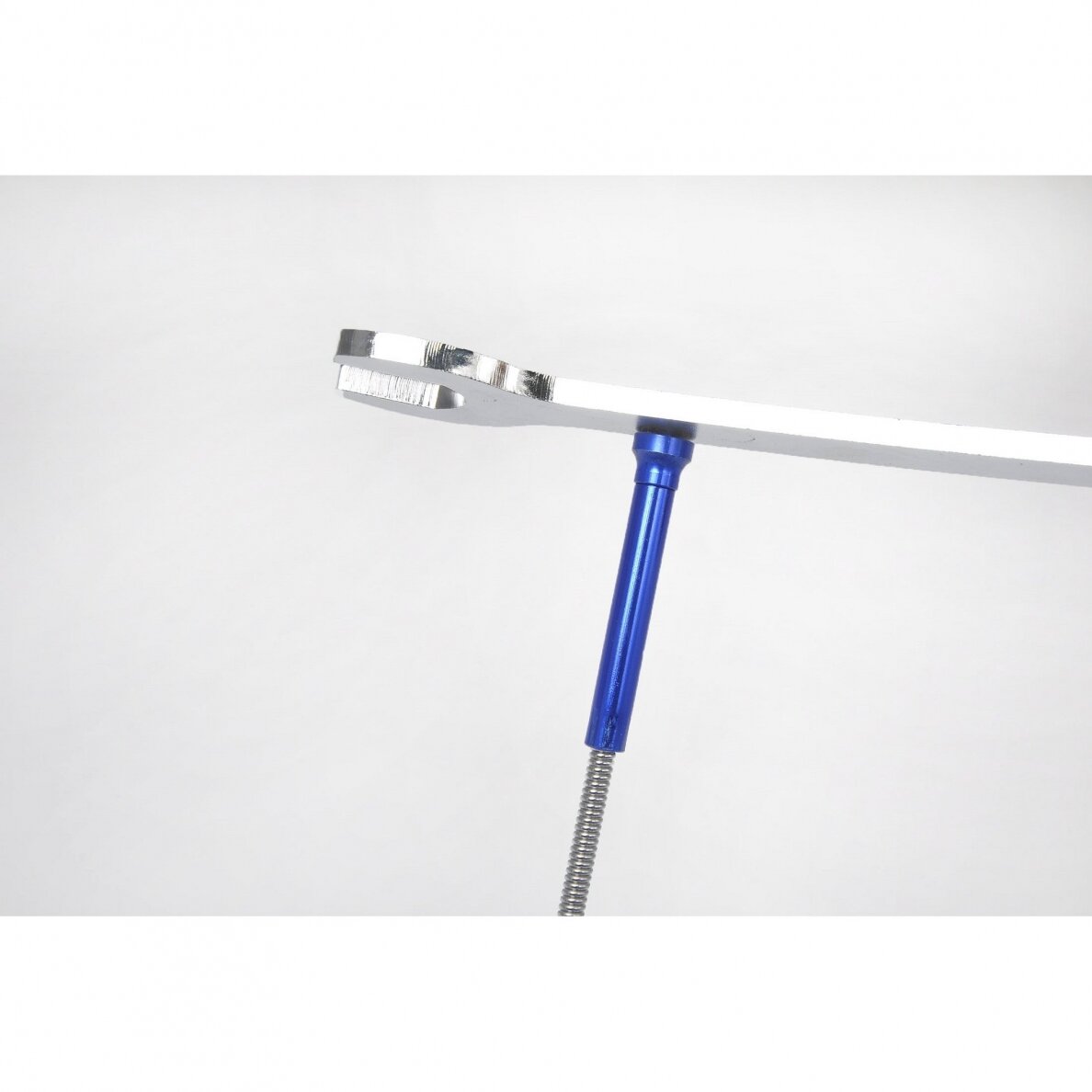 Magnetinis kotas lankstus 600mm su griebtuvu ir LED 3 Magnetinis kotas lankstus 600mm su griebtuvu ir LED 3