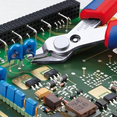 Precizinės elektronikos kirpimo replės 125mm KNIPEX 3 Precizinės elektronikos kirpimo replės 125mm KNIPEX 3