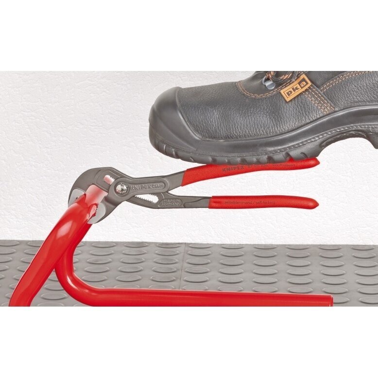 Santechninės replės KNIPEX Cobra su fiksavimu 13 Santechninės replės KNIPEX Cobra su fiksavimu 13